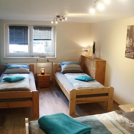Gaestehaus Silvia Apartamento *
